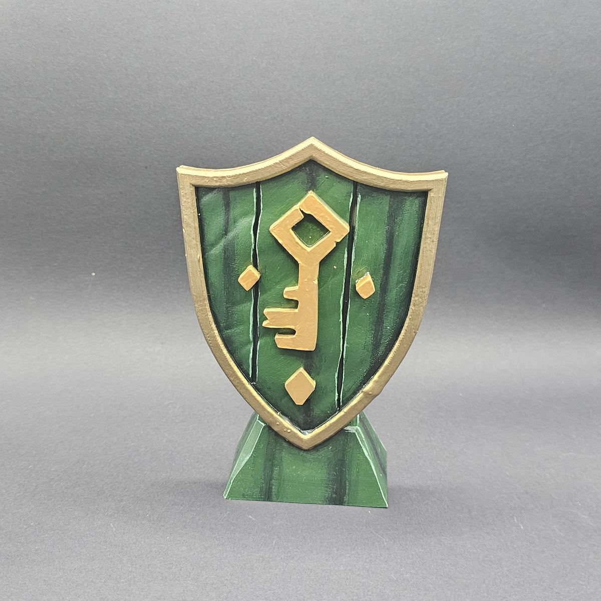Sea Of Thieves Inspired Mini Gold Hoarder Shield